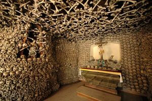 Kaplica czaszek (kostnice) Kudowa Zdrój