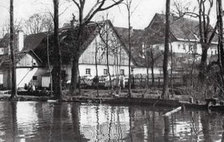 rybník na návsi v roce 1937